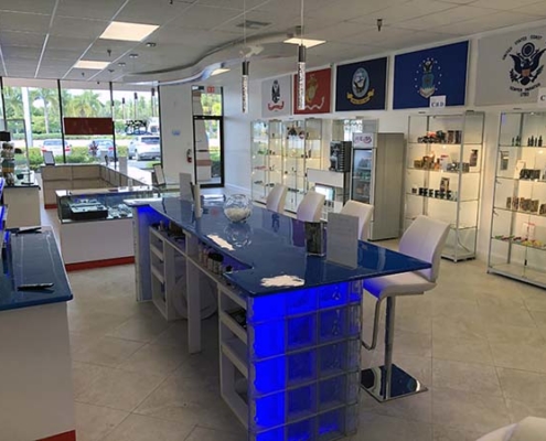 elfbar nachfüll pod läuft aus Vape shop us hi-res stock photography and images